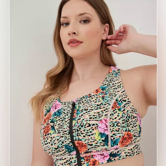 Torrid Women’s Plus Size Jungle Floral Zip Front Sports Bra Size 2X - Picture 1 of 14